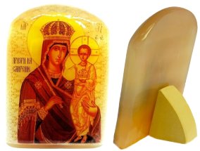Икона из селенита "Икона Пресвятой Богородицы Призри на смирение" 