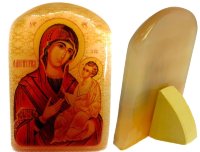 Икона из селенита с подставкой "Богоматерь Одигитрия (Путеводительница)"