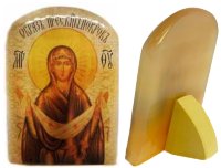 Икона из селенита "Покров Пресвятой Богородицы"